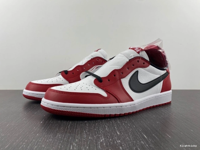 1 Jordan Low Retro Chicago Air 705329-600 1006